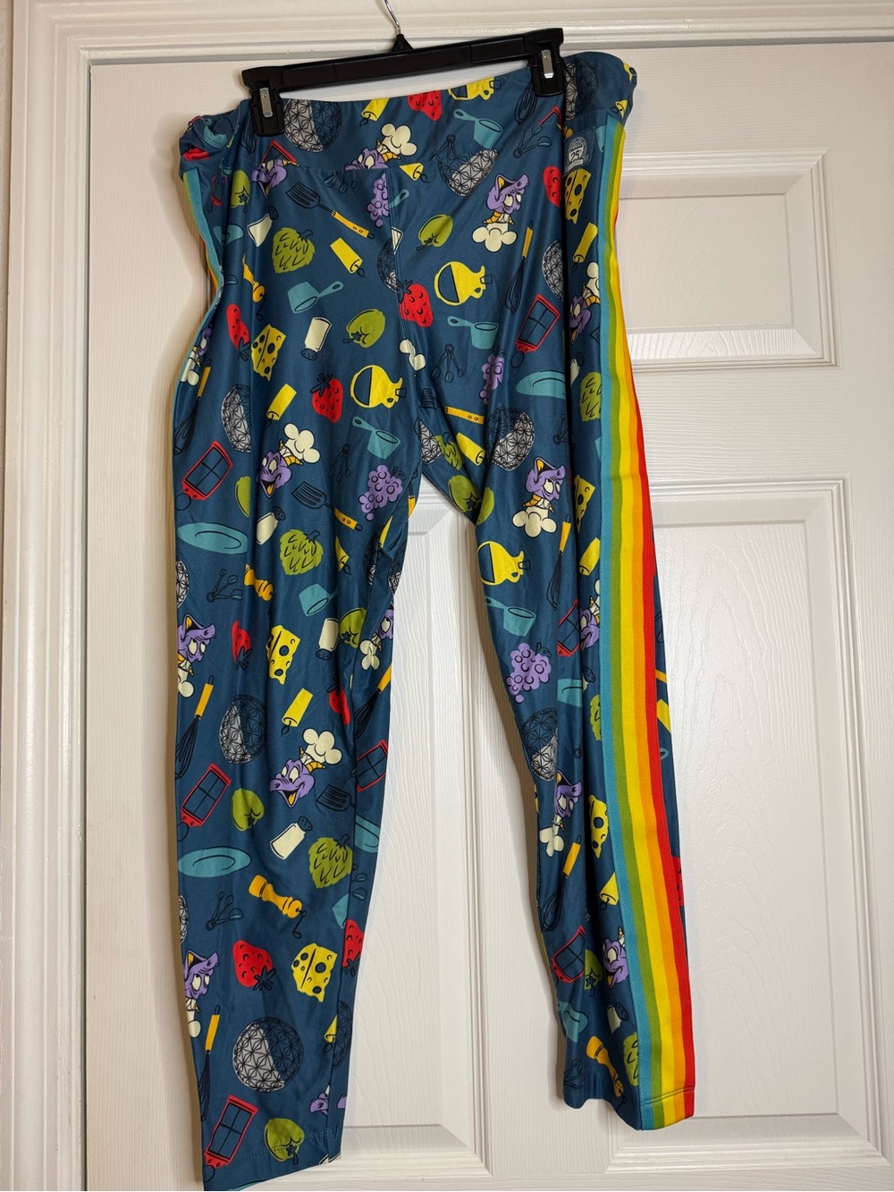 Women's Rainbow Side-Stripe Printed Leggings - Blue Figment